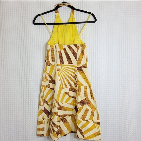 Jessica Simpson  - Picture 2 of 15